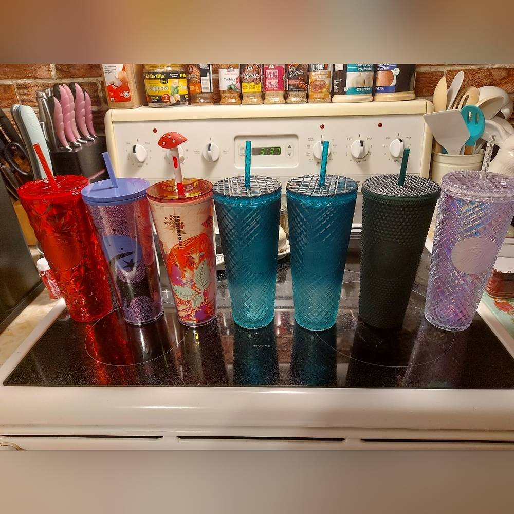 Starbucks Tumblers Bundle - Picture 2 of 6